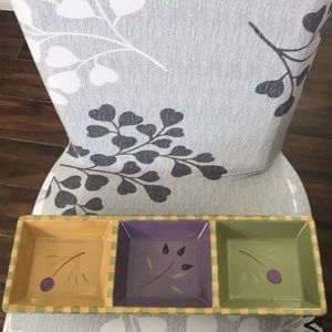 Serving tray with 3 sections no imperfections